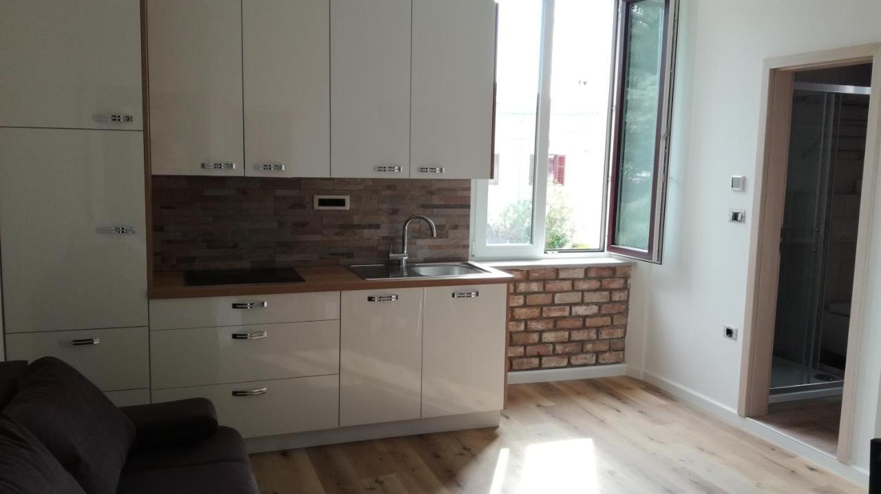 Apartmaji Apollonio Изола Екстериор снимка
